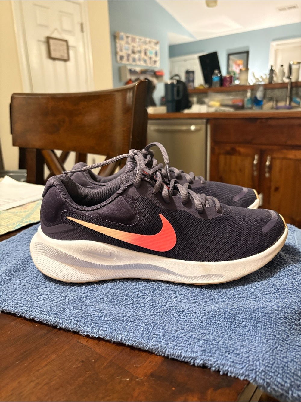 Nike Revolution 7 ( unisex )